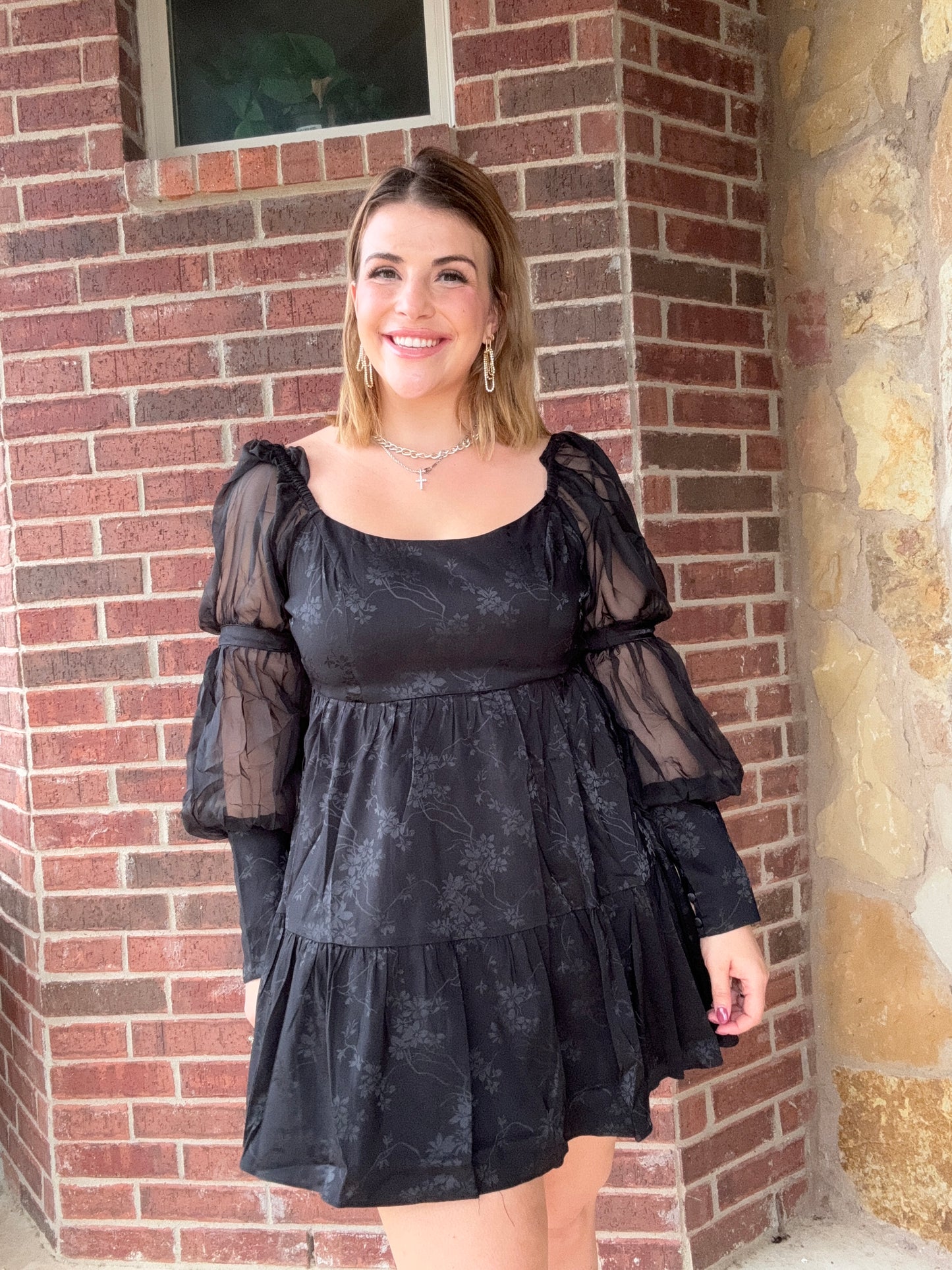 Romantic floral puff sleeve
